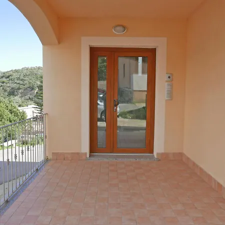 Pgs Immobiliare Srls Residenza Ugo Bilocale Con Terrazza Attrezzata E Posto Auto Privato La Maddalena (Sassari)