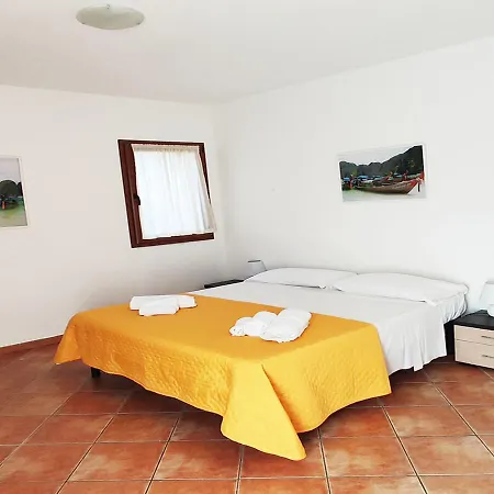 Pgs Immobiliare Srls Residenza Ugo Bilocale Con Terrazza Attrezzata E Posto Auto Privato * La Maddalena (Sassari)