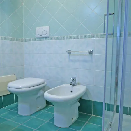 Apartamento Pgs Immobiliare Srls Residenza Ugo Bilocale Con Terrazza Attrezzata E Posto Auto Privato *
