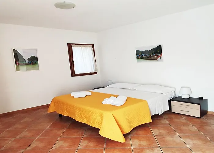 Laureliving Residenza Ugo * 马达莱纳