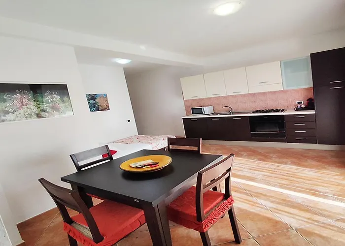 Laureliving Residenza Ugo 公寓