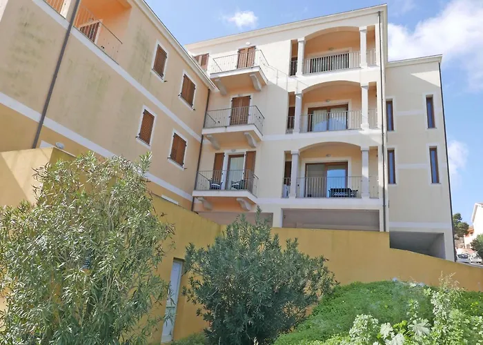 Laureliving Residenza Ugo *